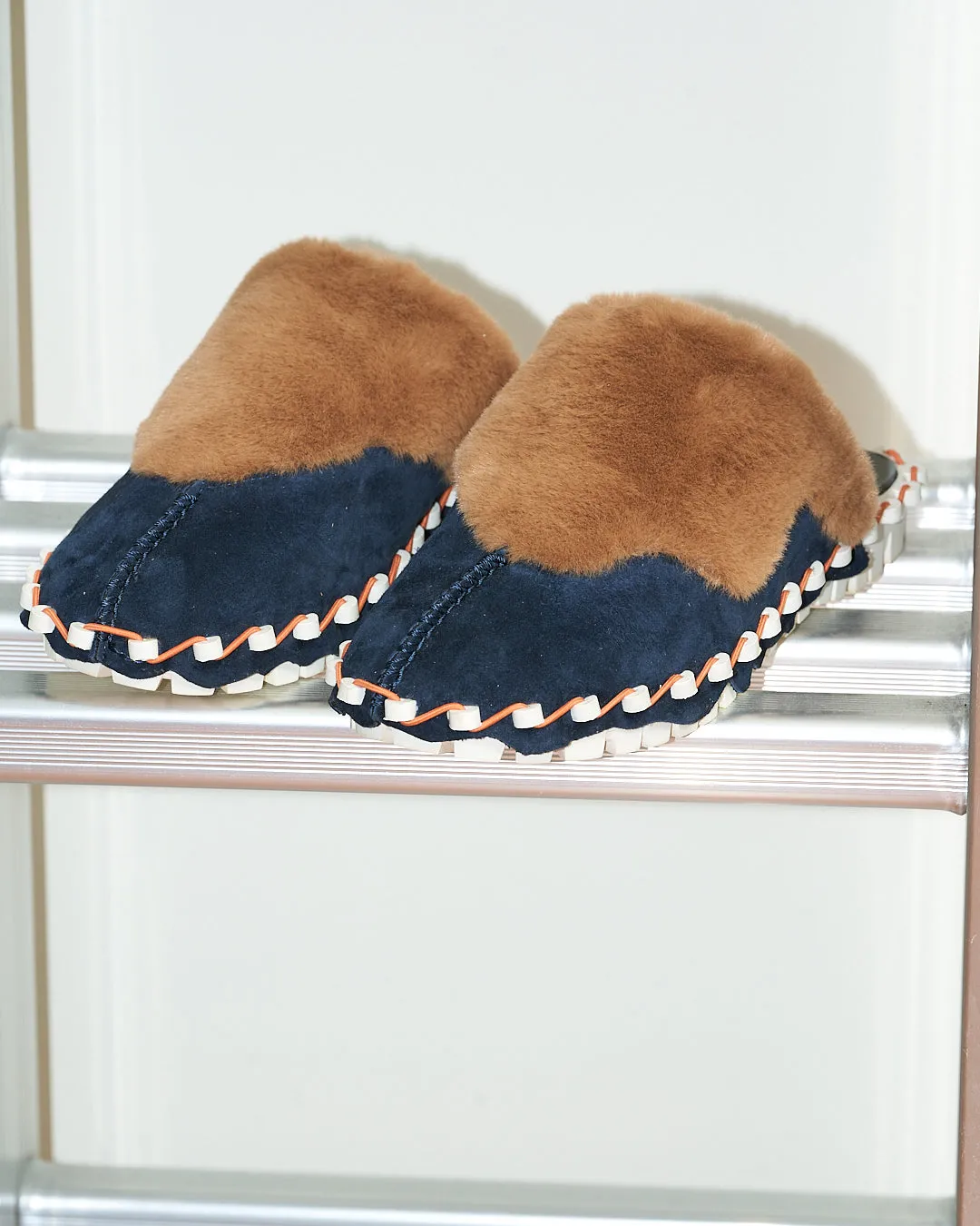 KT23A-SH【Wave Boa Slip-On】#NAVY
