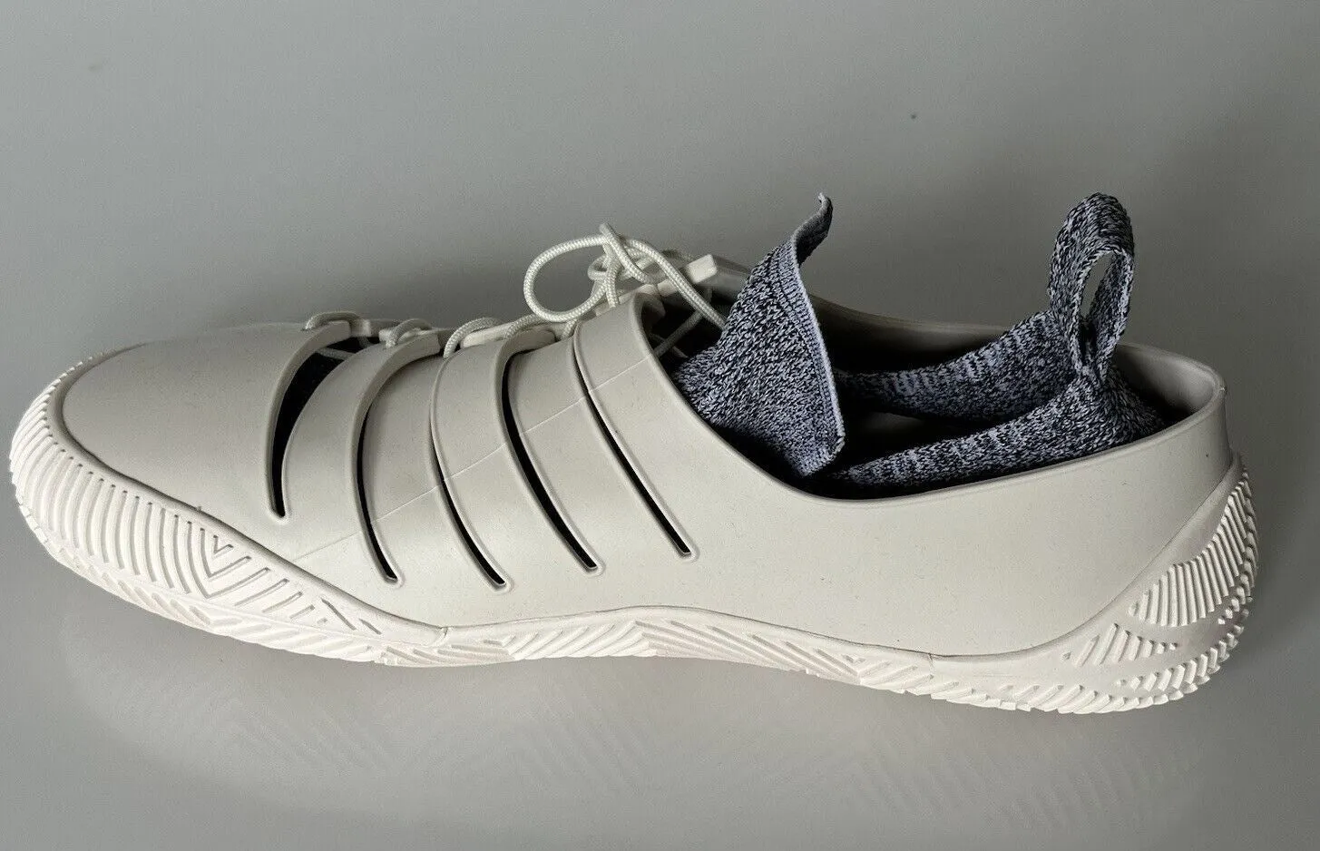 NIB $750 Bottega Veneta Tech Knit Rubber White Climber Sneakers 11 US 658725 IT